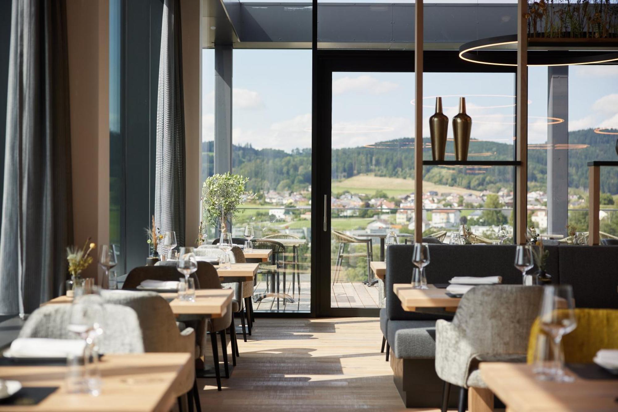 Impulshotel Freigold Freistadt Buitenkant foto